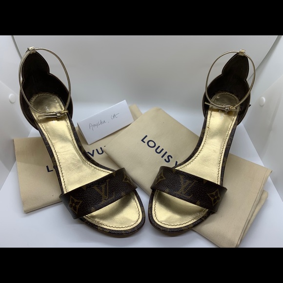 Shoes - Picture 1 of 5